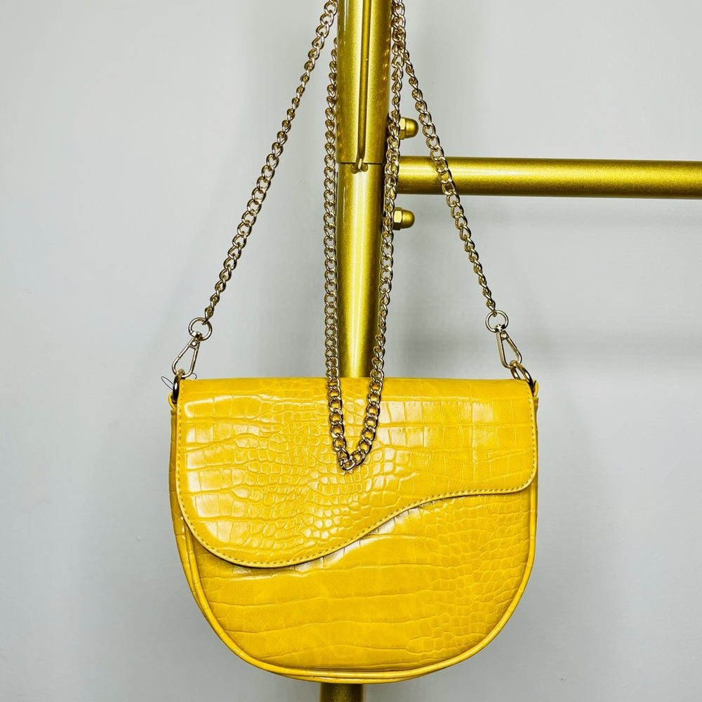 Faux Croc Chain Handbag (Yellow)